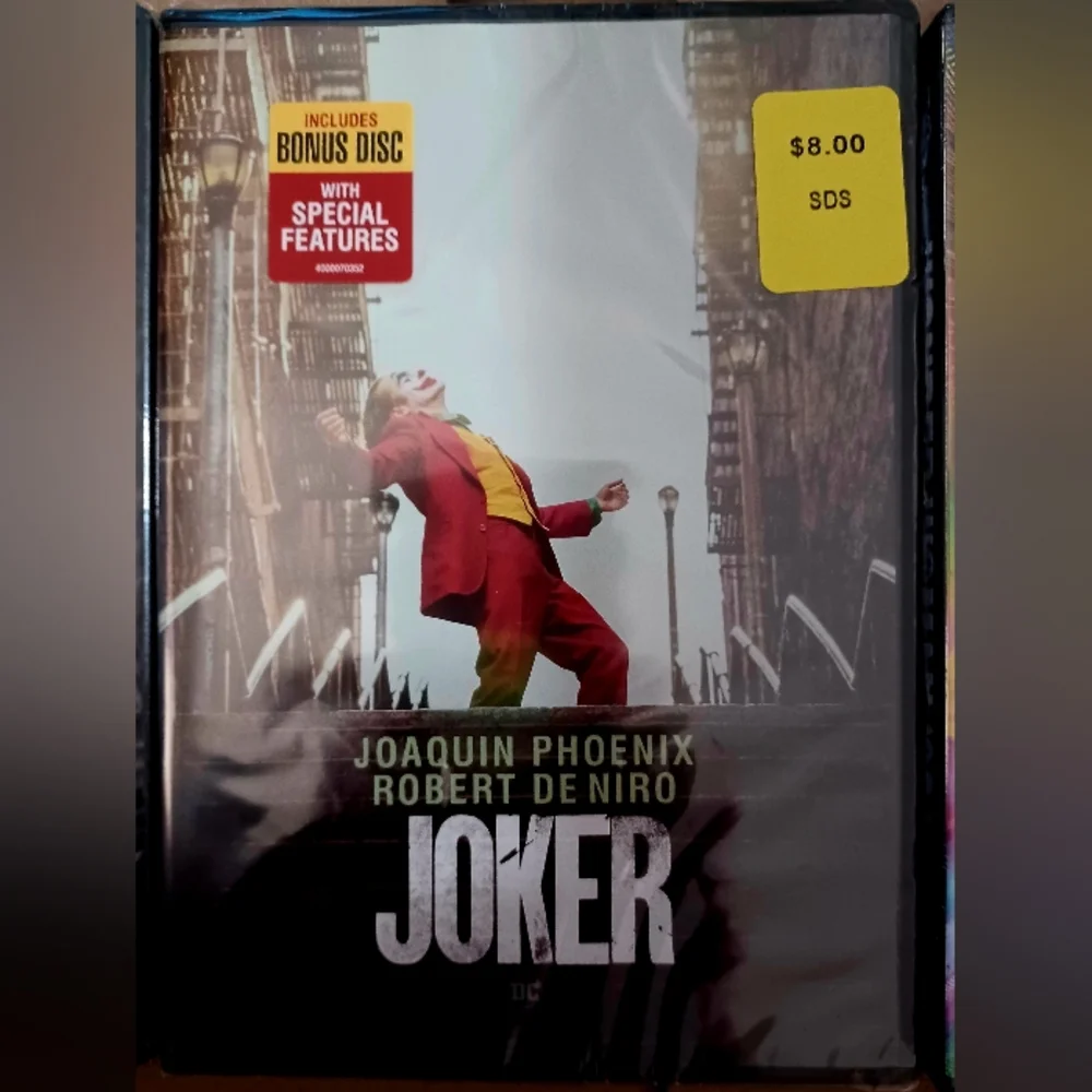 DC Movie Bundle - Picture 3 of 4